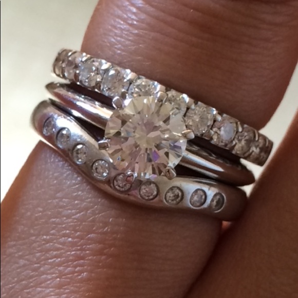 Authentic Tiffany & Co. Curved Wedding Band - Picture 5 of 6